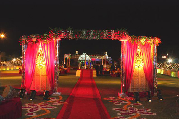 Monsoon wedding flowers