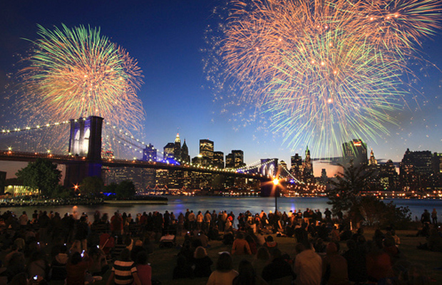 new year fireworks manhattan macy s july 4th fireworks display in new york city new year fireworks manhattan macy s july 4th fireworks display in new york city